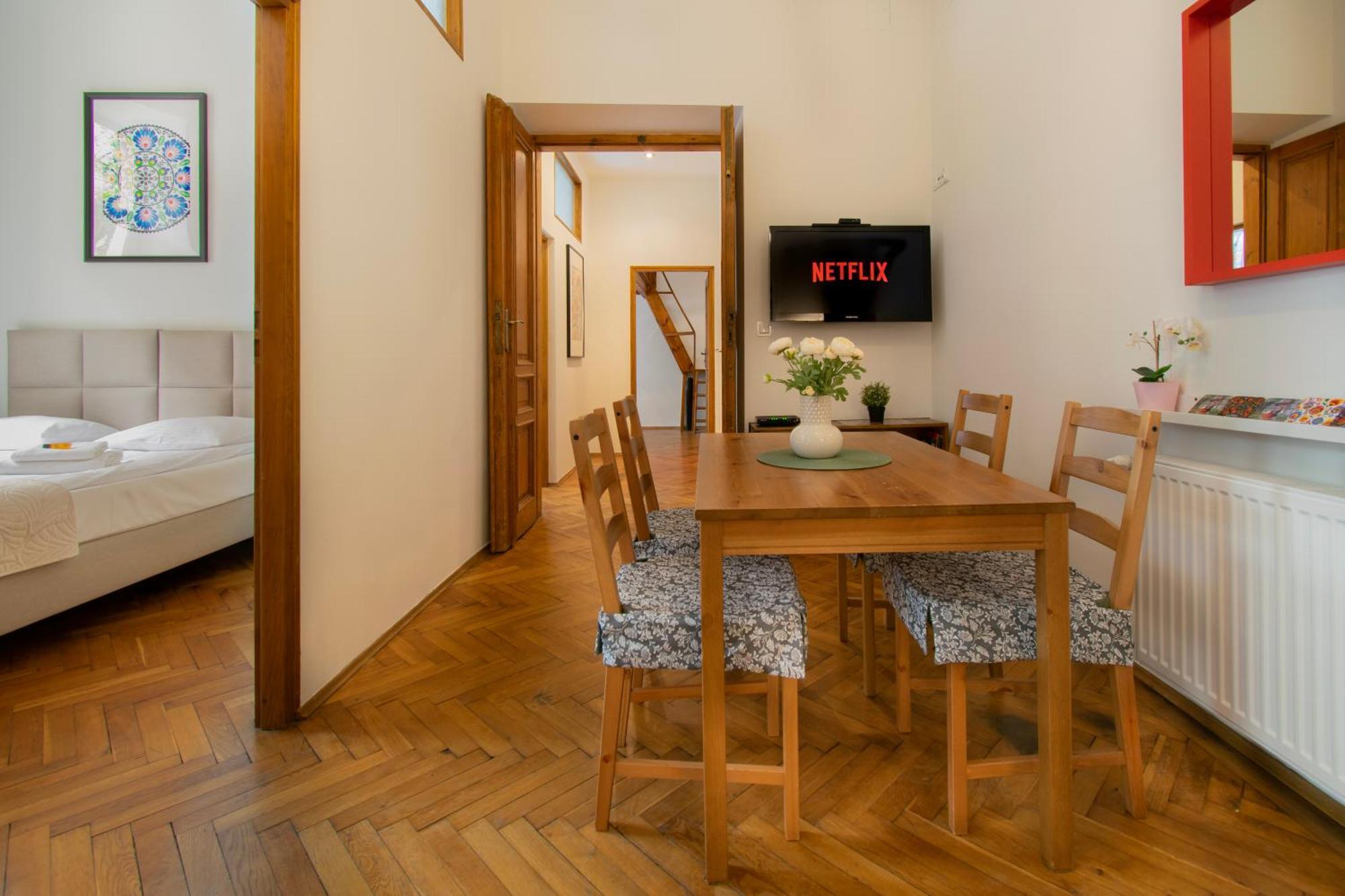 Ground Floor Family Apartment Краков Экстерьер фото
